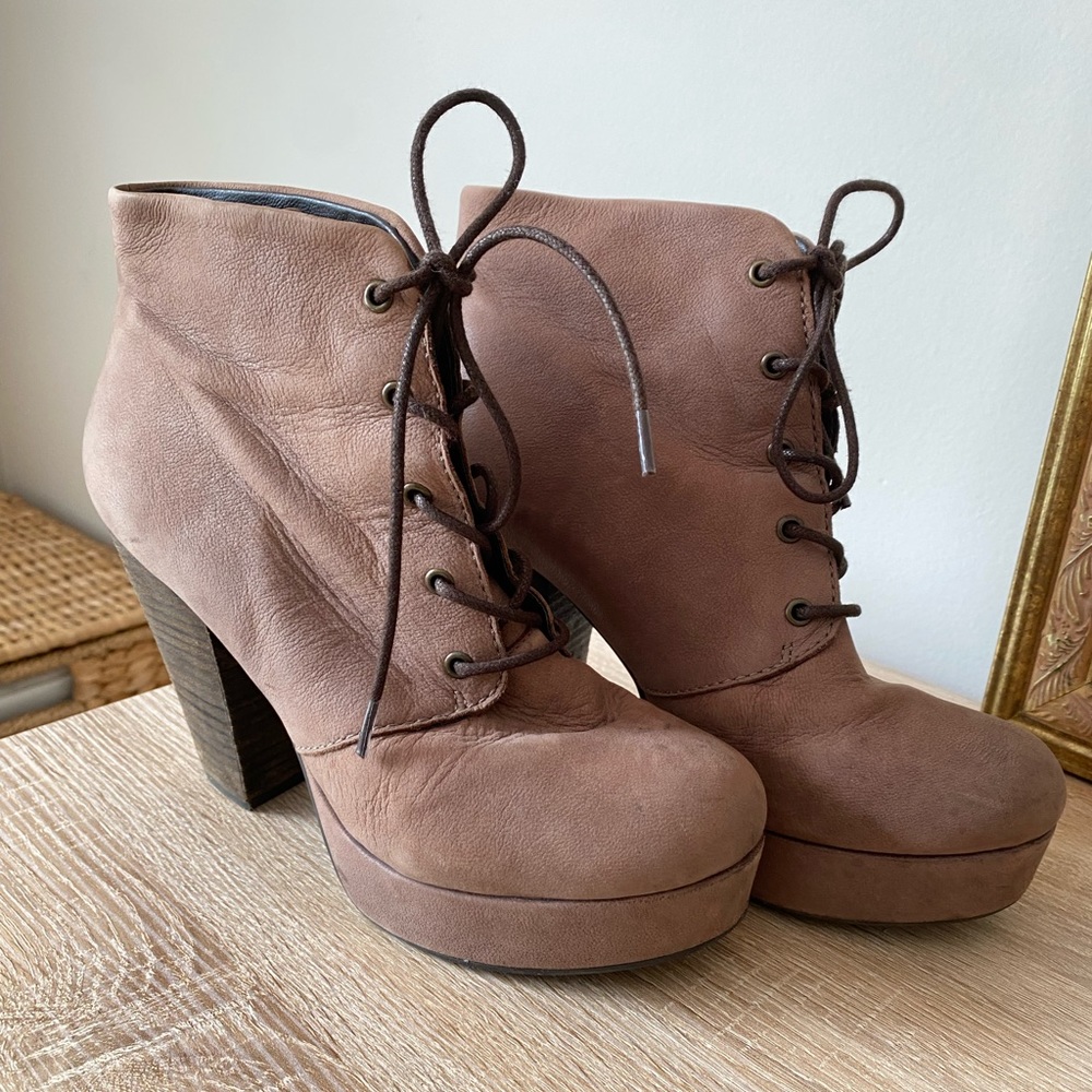 Steve Madden Raspy Booties